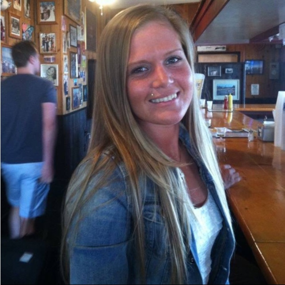 Meet your Posher, Brittany